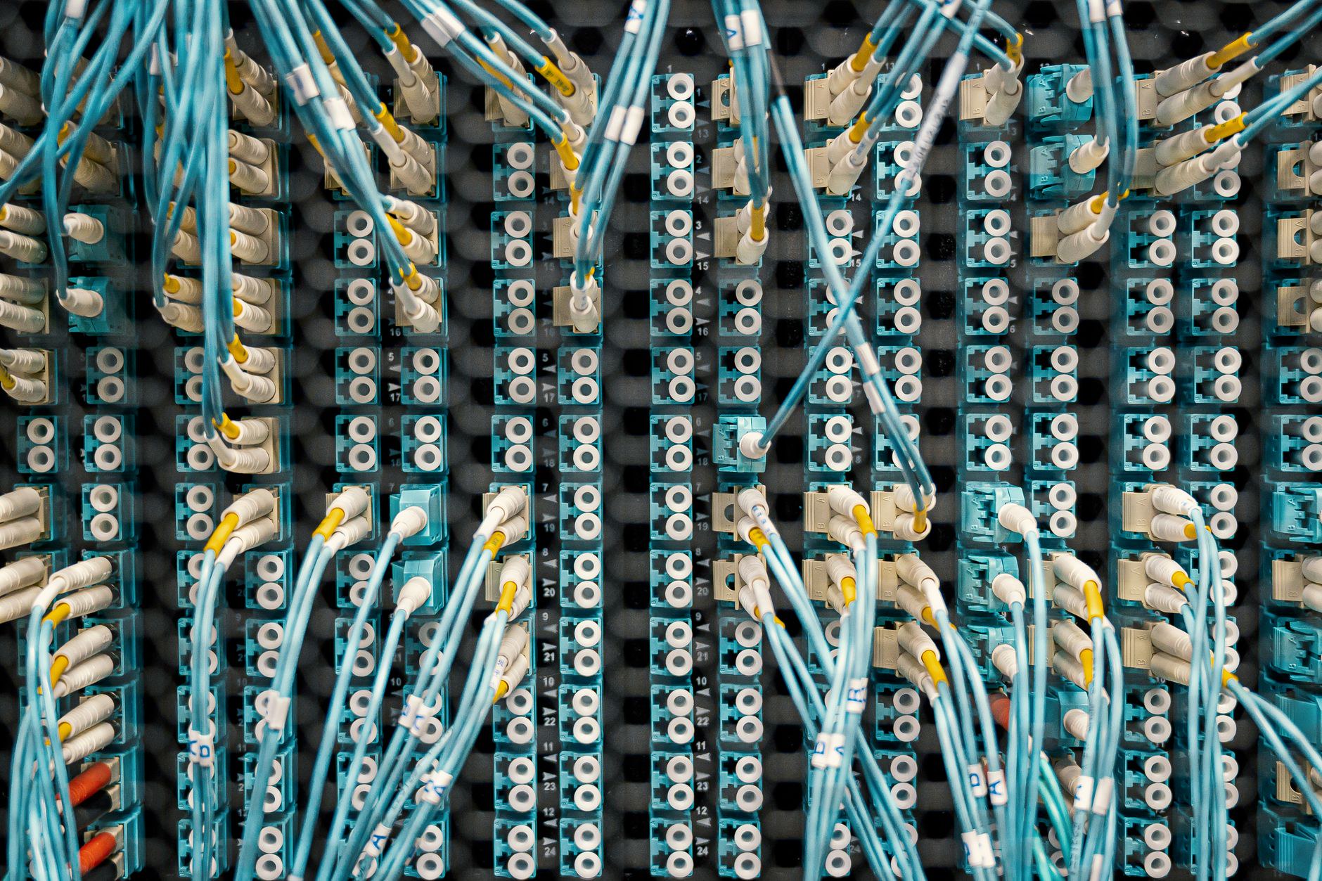 Giải pháp hạ tầng số như hosting, VPS, Microsoft 365